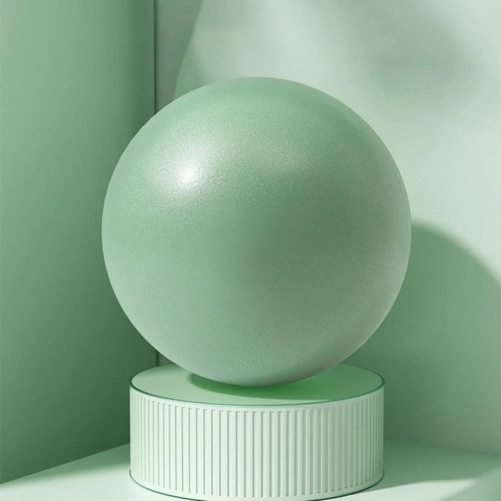 Balance Ball PVC Yoga Ball Mini Exercise 25Cm Yoga Fitness Ball Slip Resistant anti Burst Fitness Pilates Ball Indoor Training
