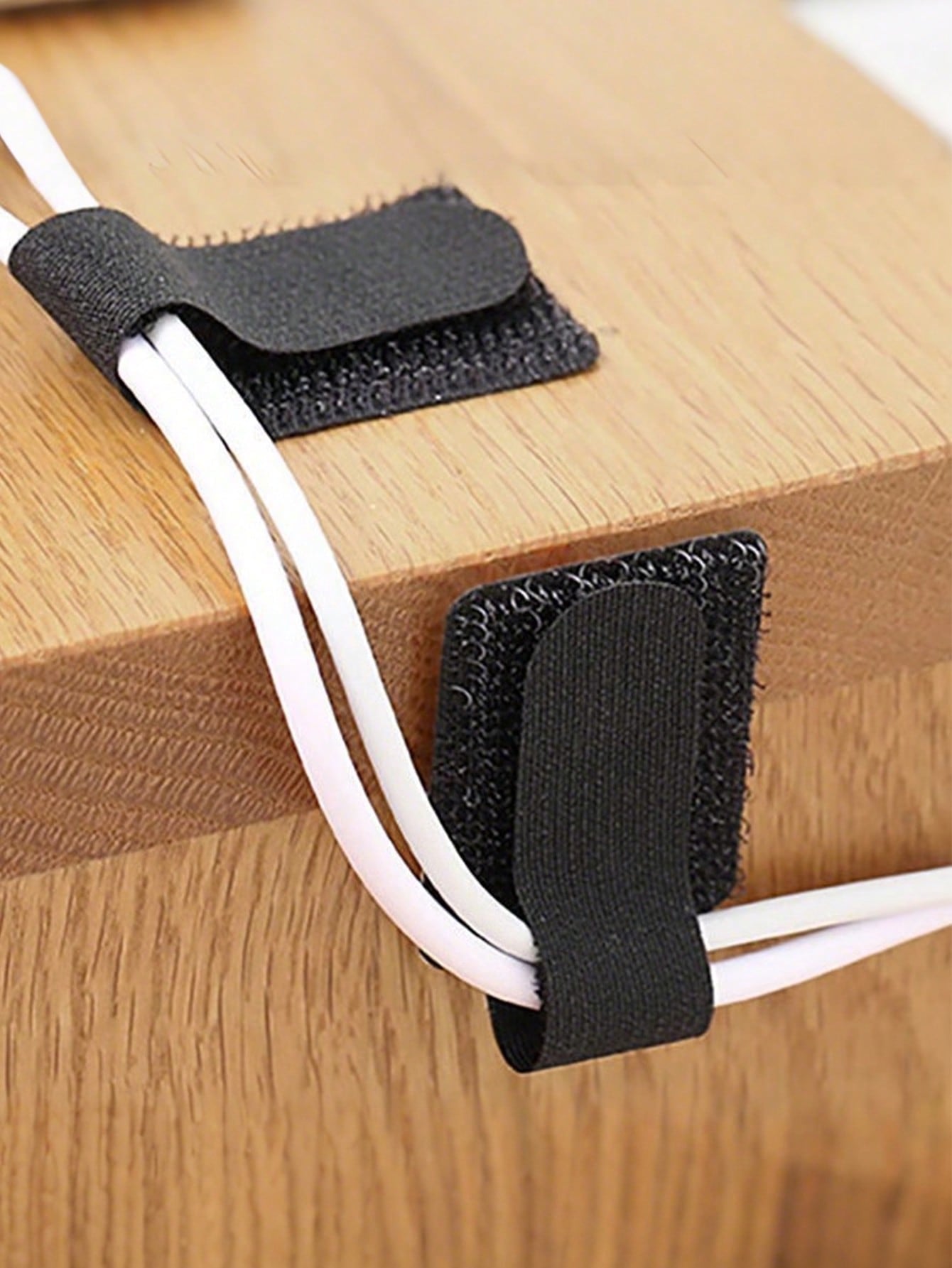 20Pcs Nylon Cable Clips, Desk Data Cable and Computer Wire Organizers, Random Colors